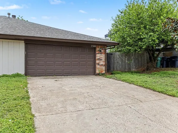 7300 Kings Manor Ct, Oklahoma City, OK 73132