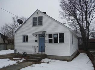 33 Stowe Ave, Riverside, RI 02915