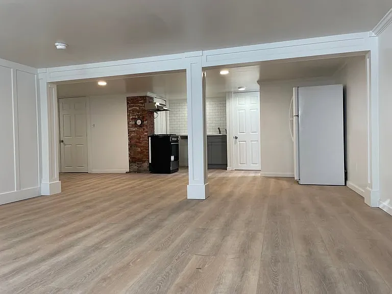 6904 NE Grand Ave — Photo 18