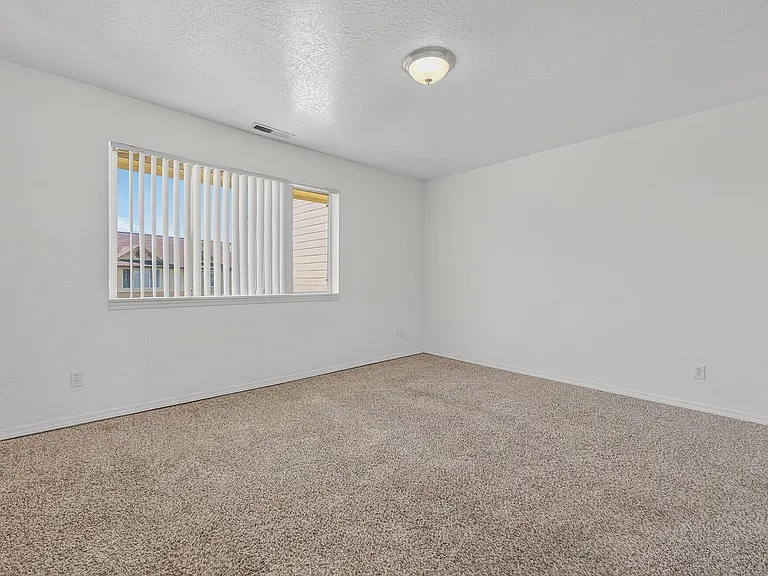 College Park Townhomes — Photo 34