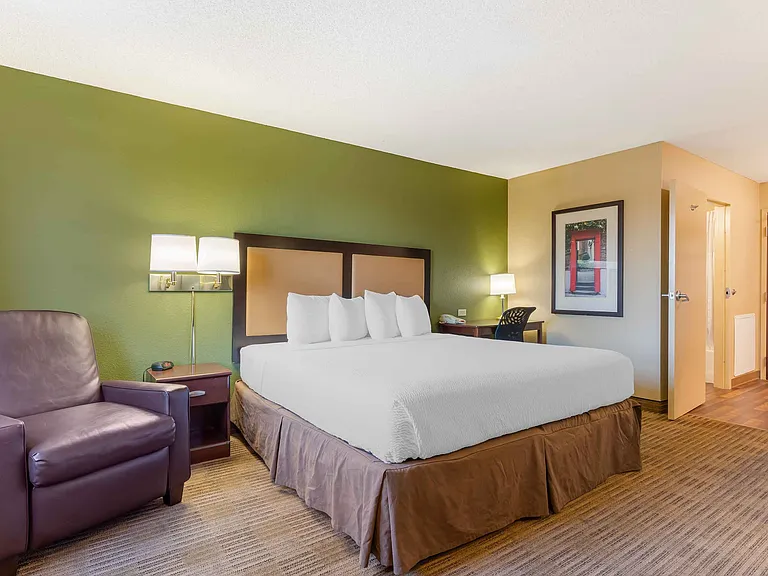 Studio Suite - 1 King Bed