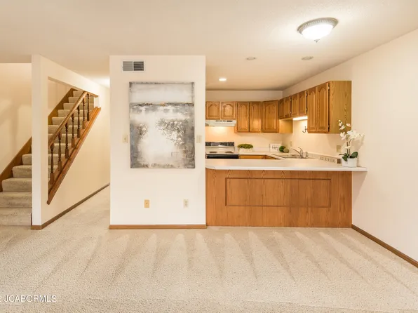 1310 Swifts Hwy APT B103, Jefferson City, MO 65109