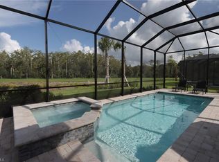 9842 Everglades Dr, Naples, FL 34120