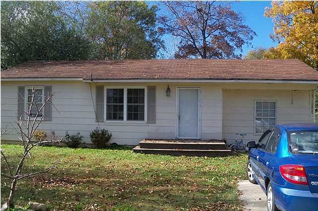 2nd image of 255 Orlando Dr