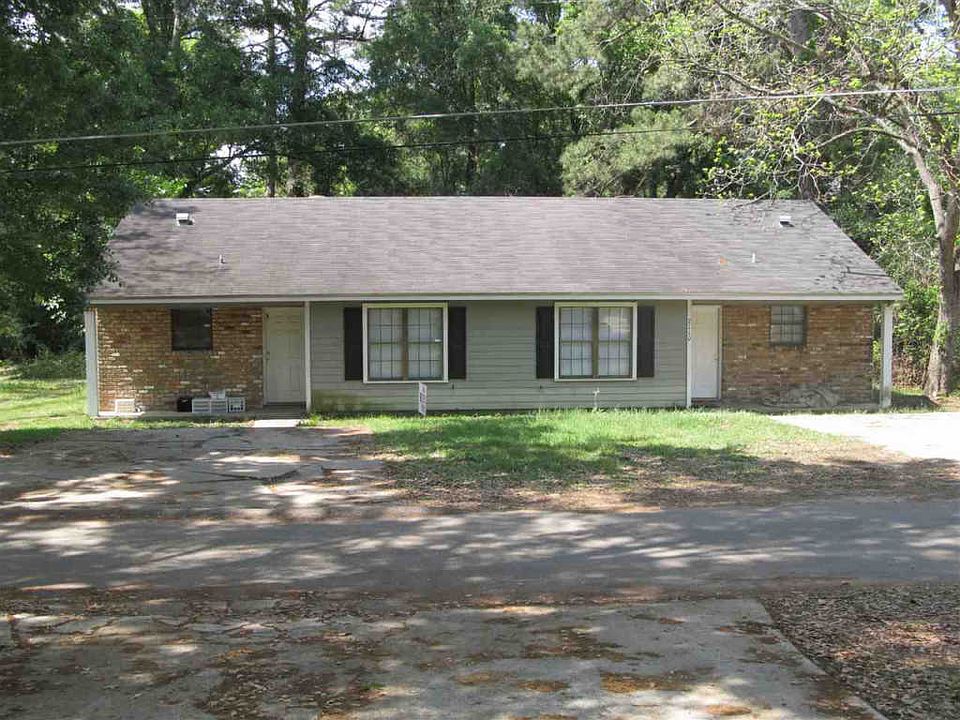 1st image of 2110 Pecan Ln #A