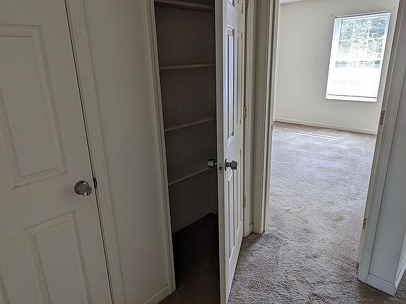 5th image of 5460-5462 Stephenson Ln NE