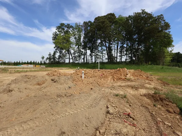 8372 Knockany Rd NW, Concord, NC 28027