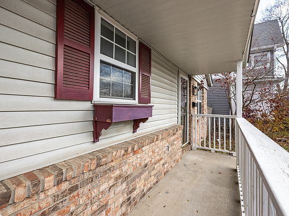 2nd image of 2410 Dell Zell Dr