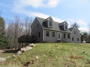 17 Rosewood Ln, New Gloucester, ME 04260