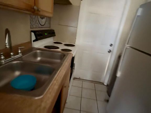 3rd image of 1125 NW 2nd St #2