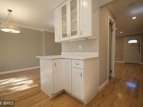 2nd image of 14823 Hatfield Sq