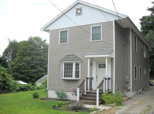 28 Sharp Hill Rd, Uncasville, CT 06382