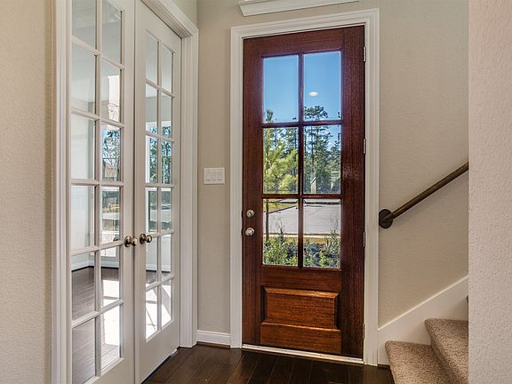 Entry Foyer