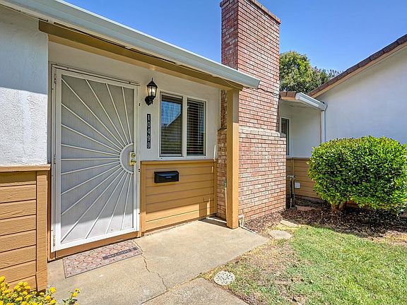 4th image of 10499 Spaulding Way