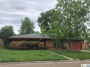 2103 Larry Dr, Port Lavaca, TX 77979