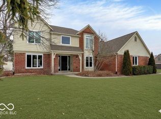 1490 Warwick Ct, Carmel, IN 46033