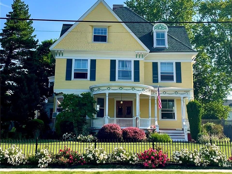 1st image of 283 Norwood Ave