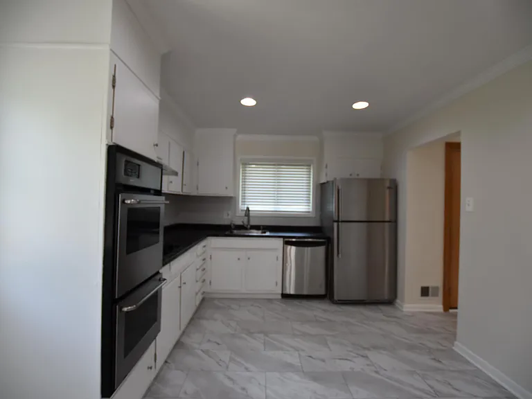 4015 Heathfield Rd — Photo 7