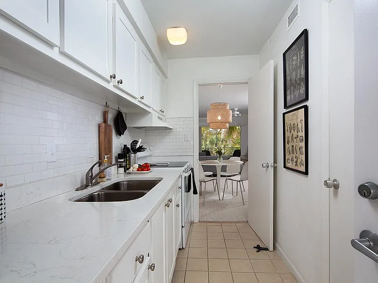72 7th St S #309 — Photo 13