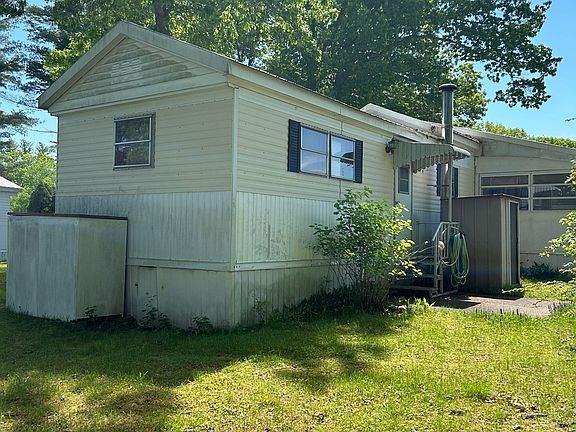 5th image of 36 Sycamore Dr