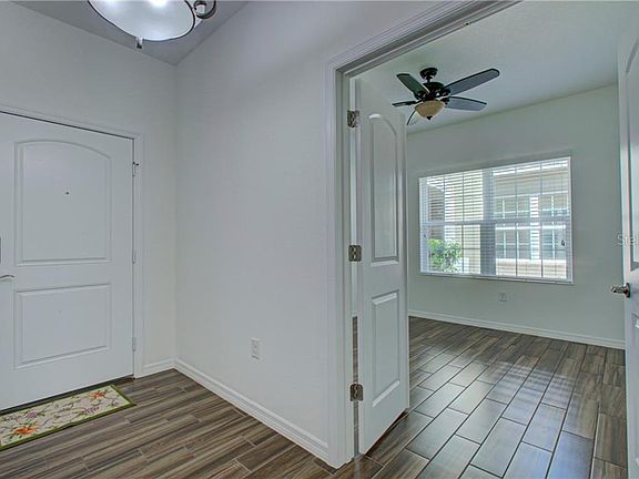 4th image of 6913 Vista Bella Dr