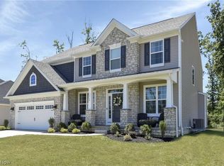 10734 Fallen Maple Trl, Columbia Station, OH 44028