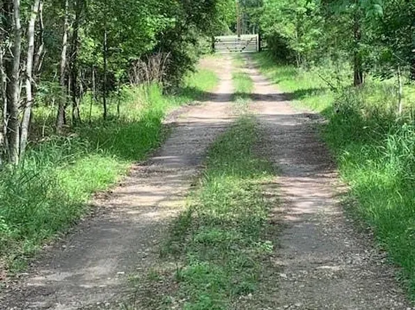 30227 Oak Ln, Magnolia, TX 77354