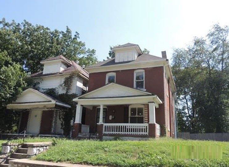 1st image of 2517 Walrond Ave