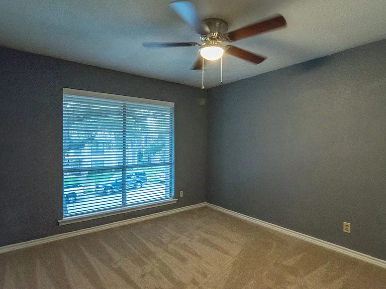 317 Valley Park Dr — Photo 20