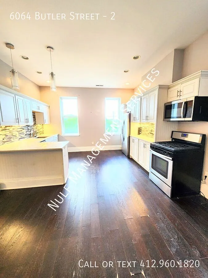 1 bed, 1 bath + bonus room in Stanton Heights — Photo 2