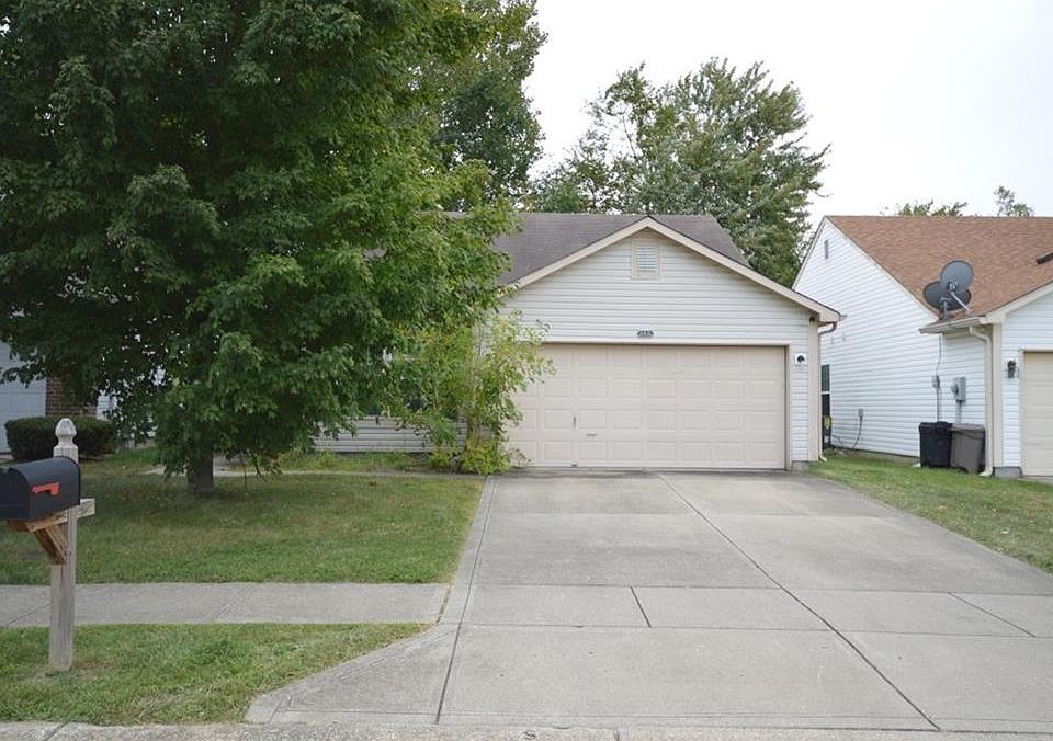 1st image of 10831 Amber Glow Ln
