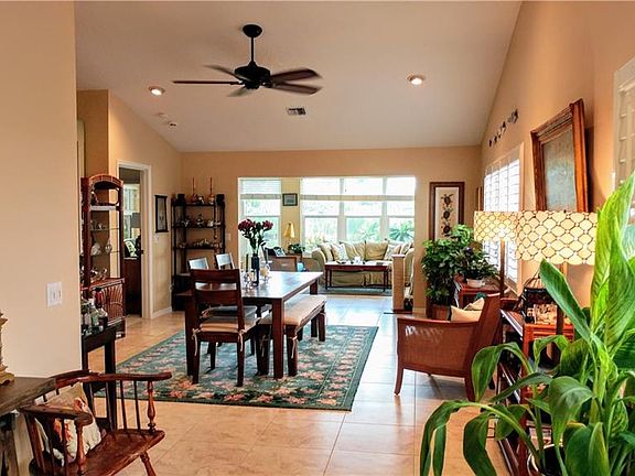 3rd image of 1813 Ashley Dr