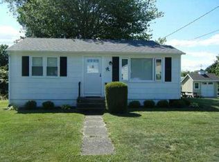 15 Emma G Ln, Narragansett, RI 02882