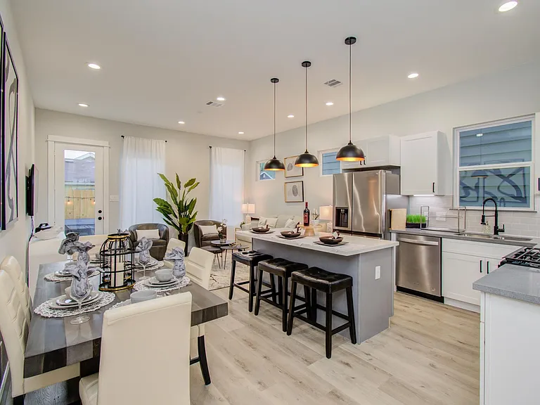 2105 Sam Wilson St #D — Photo 8