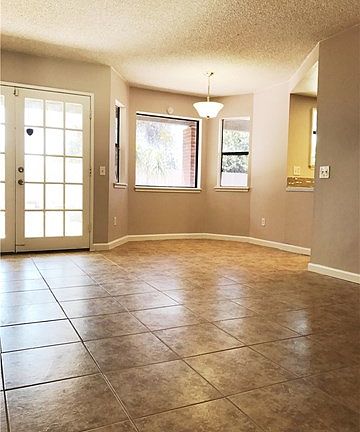 5th image of 24299 Moonraker Ln