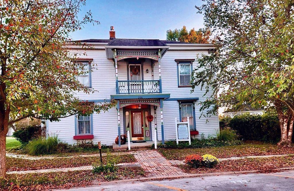 206 E Jasper St - Property Image