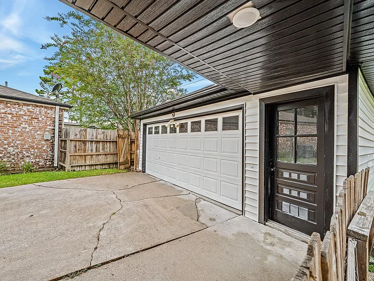 10622 Inwood Dr — Photo 44