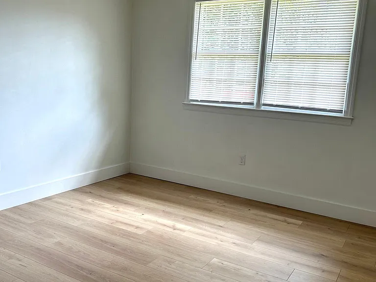 1818 Saint Julian Dr — Photo 11