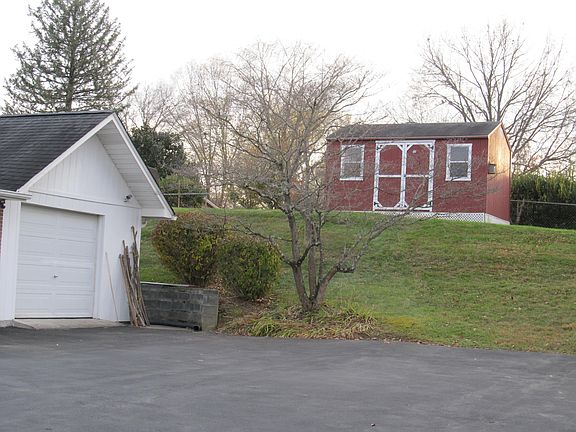 5th image of 1813 Hillsboro Ave #0