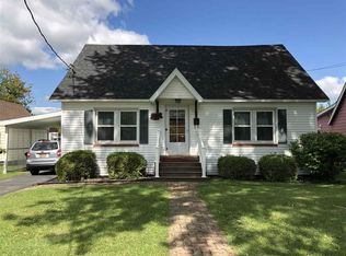7 Clough St, Potsdam, NY 13676
