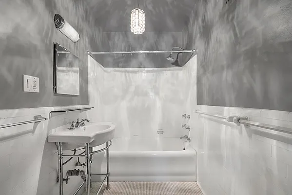 Rented by Compass | media 6