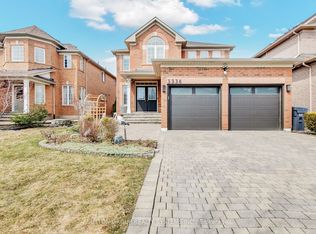 3336 Crompton Cres, Mississauga, ON L5B4C7