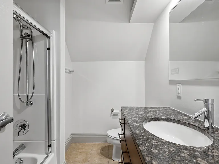 4400 Laclede Ave #3 — Photo 20
