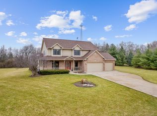 354 Meadow Vw, Burlington, IL 60109