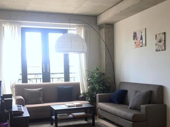 3rd image of 87 Wolcott St APT 3B