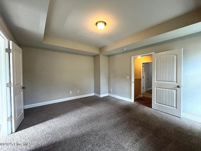 188 Sandy Springs Rd — Photo 32