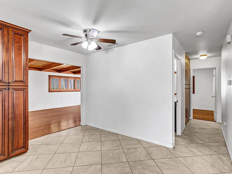 2683 Caulfield Dr — Photo 21