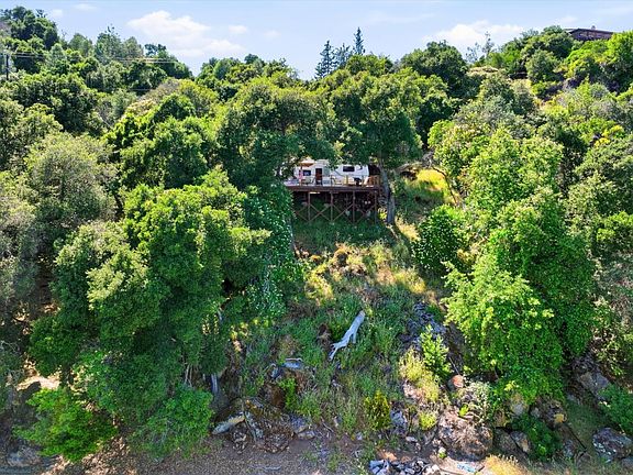 3rd image of 5156 Lake Rd