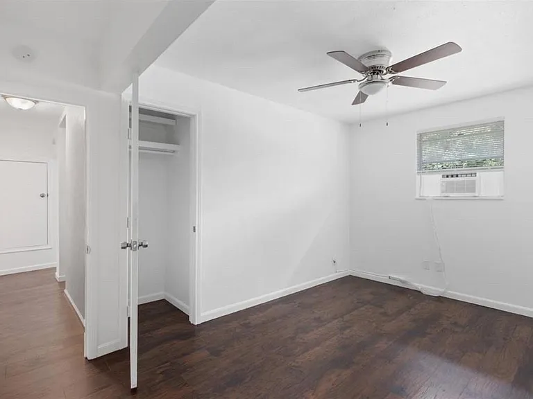 8410 Elrod St — Photo 16