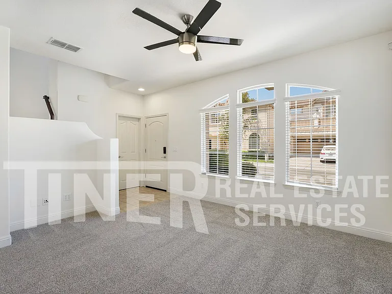 5418 Washoe St — Photo 2